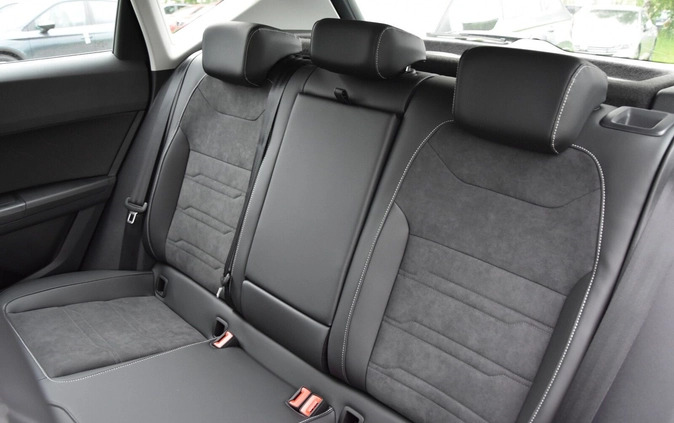 Seat Ateca cena 140500 przebieg: 1, rok produkcji 2024 z Krobia małe 596